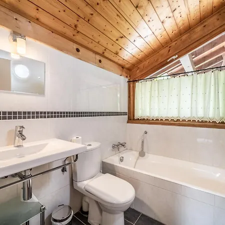 Beausejour Apartment *
